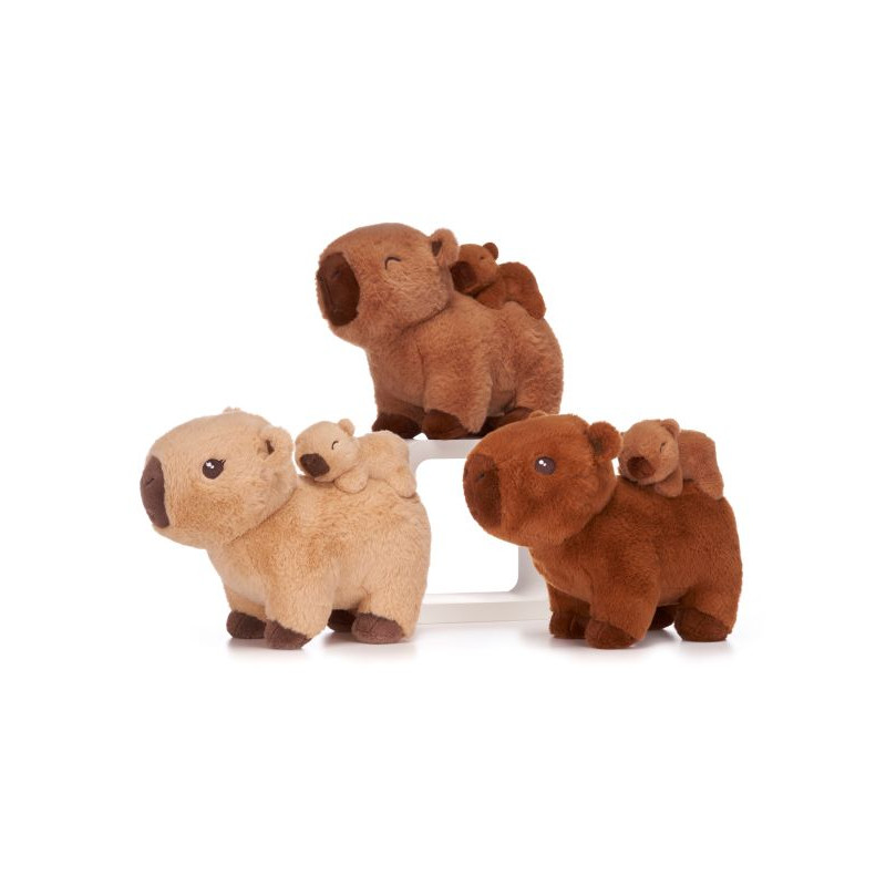 CAPIBARA con cucciolo sulla schiena